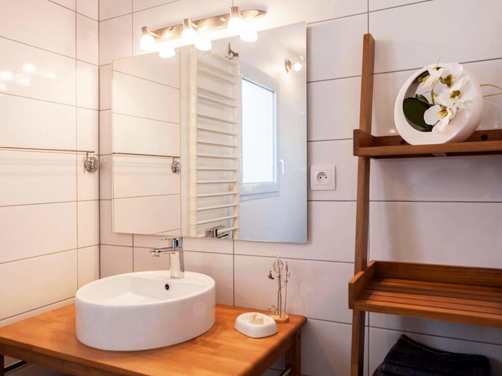 Calme Et Nature, Ba Hotel Гужан-Местрас Екстериор снимка